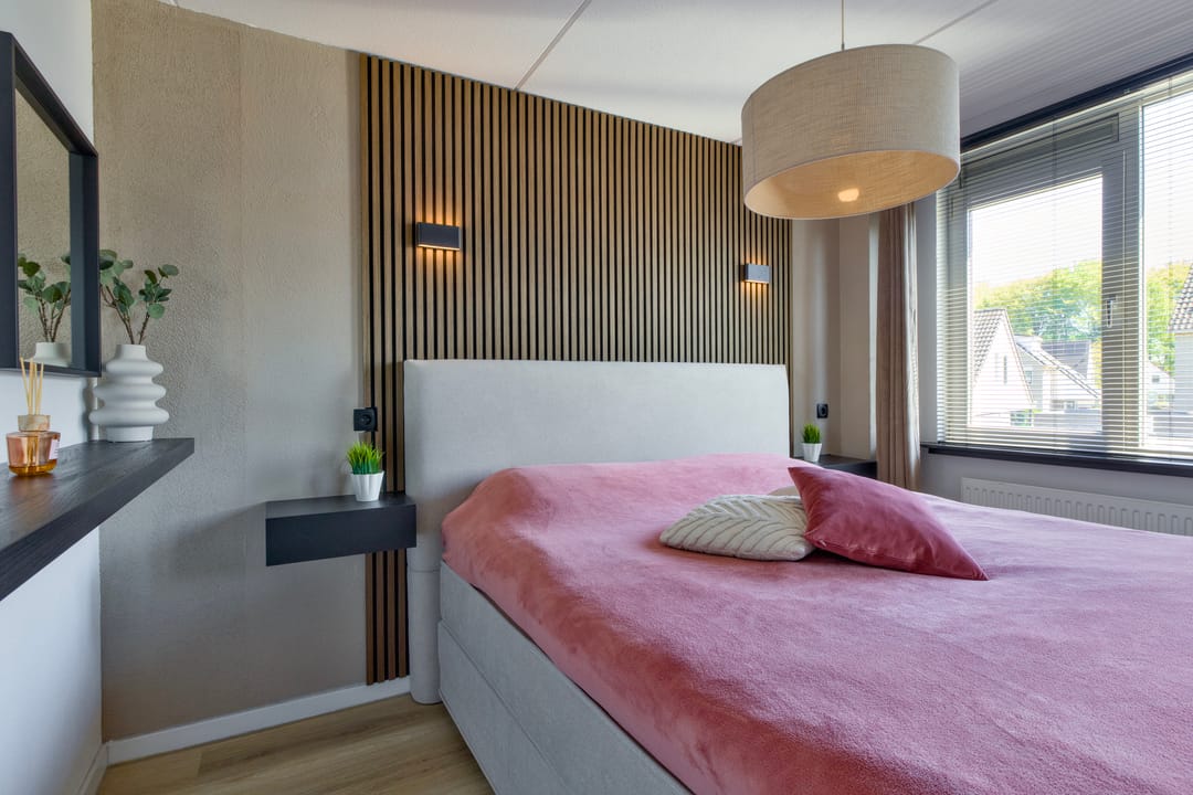 Extended Modern Move-In Ready Terraced House in Child-Friendly Hassinkbrink Neighborhood — 17