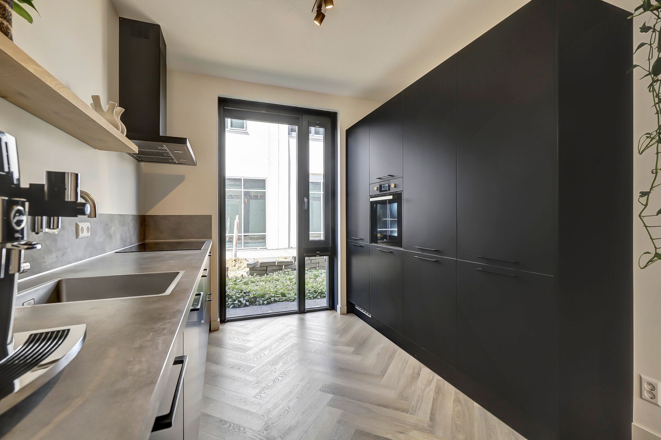 Foto 12 van Nedinscoplein 23