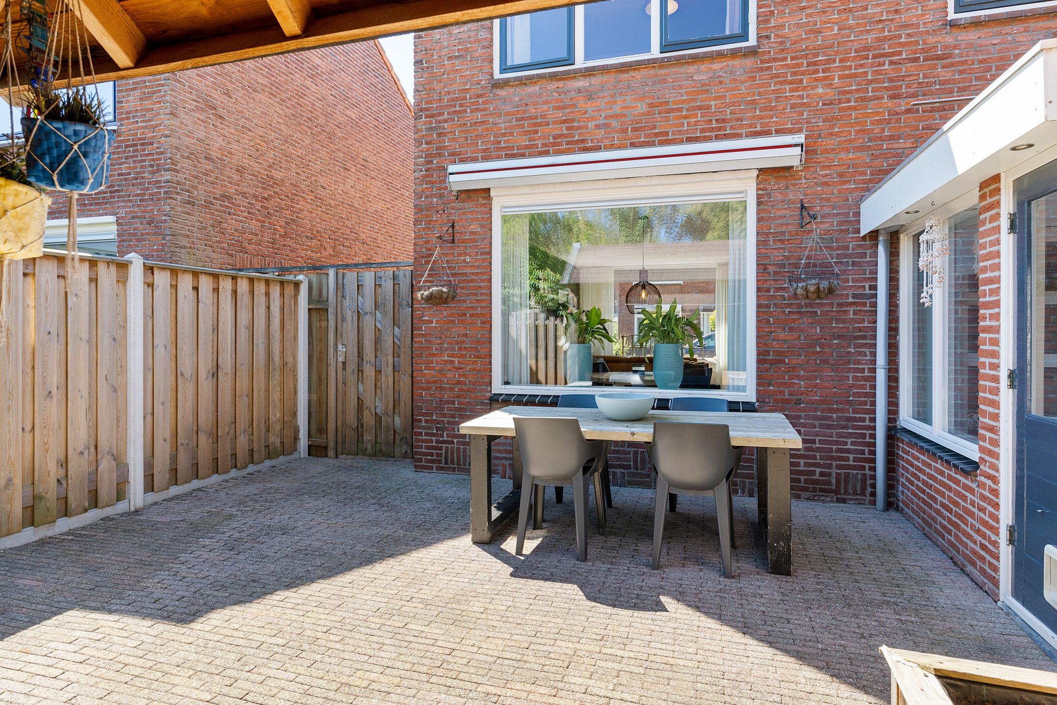 Well-maintained semi-detached house with three bedrooms and backyard canopy in Hengelo — 30