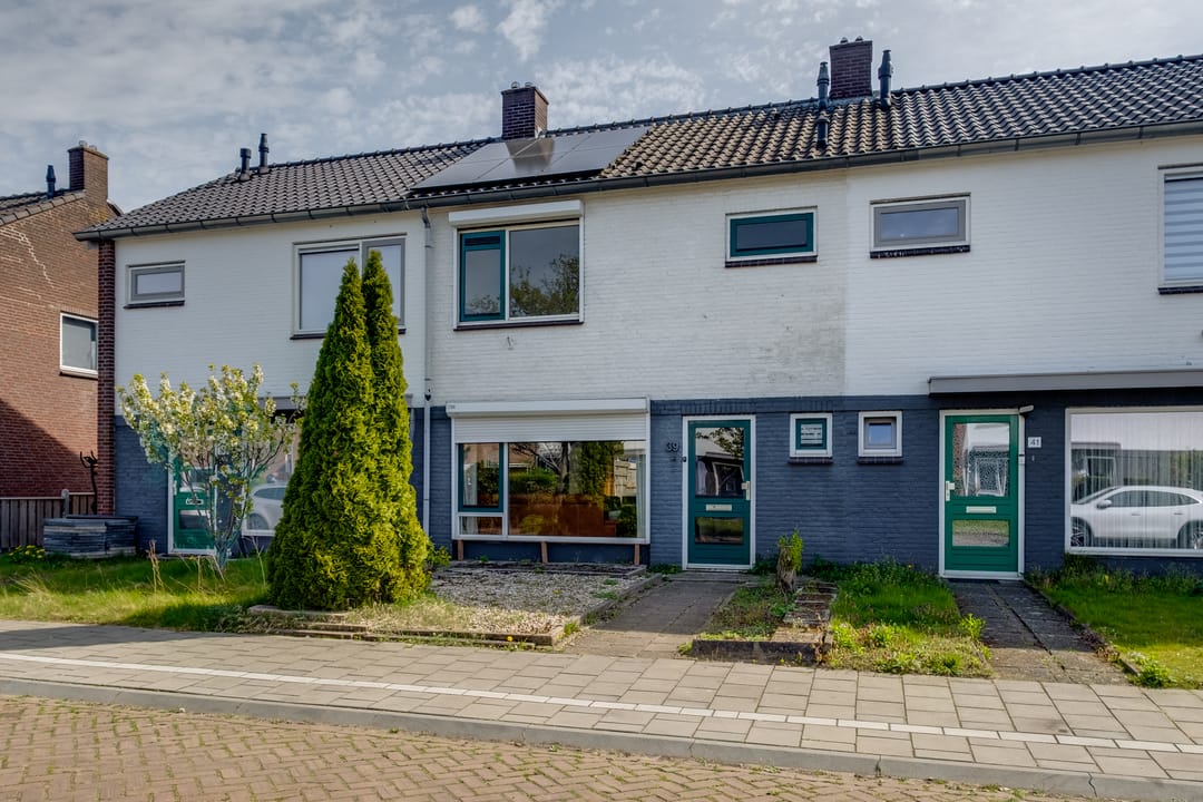 Foto 1 van Charlotte de Bourbonlaan 39
