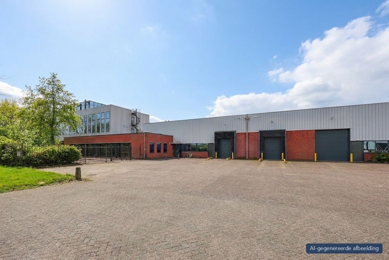 View photo 3 of Versterkerstraat 4