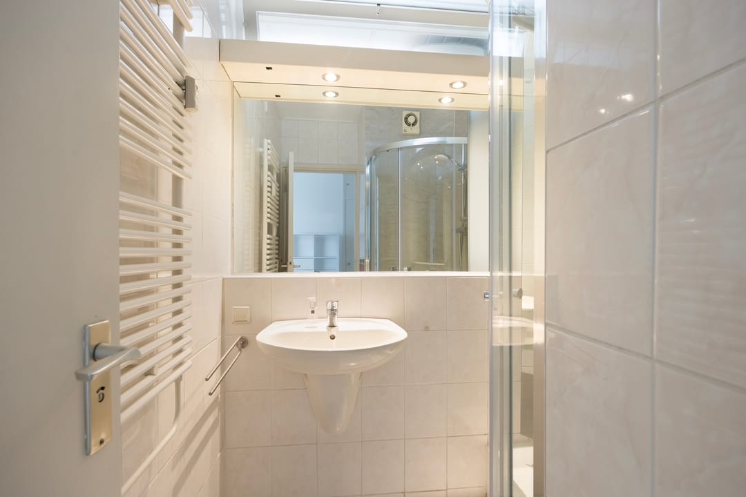 Well-maintained 3-room apartment with south-facing balcony in green Het Lage Land — 17