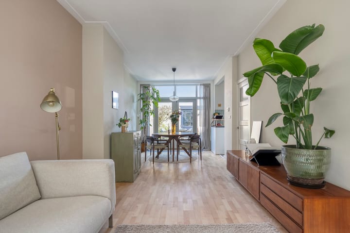 Photo 3 of Oranje-Nassaulaan 51