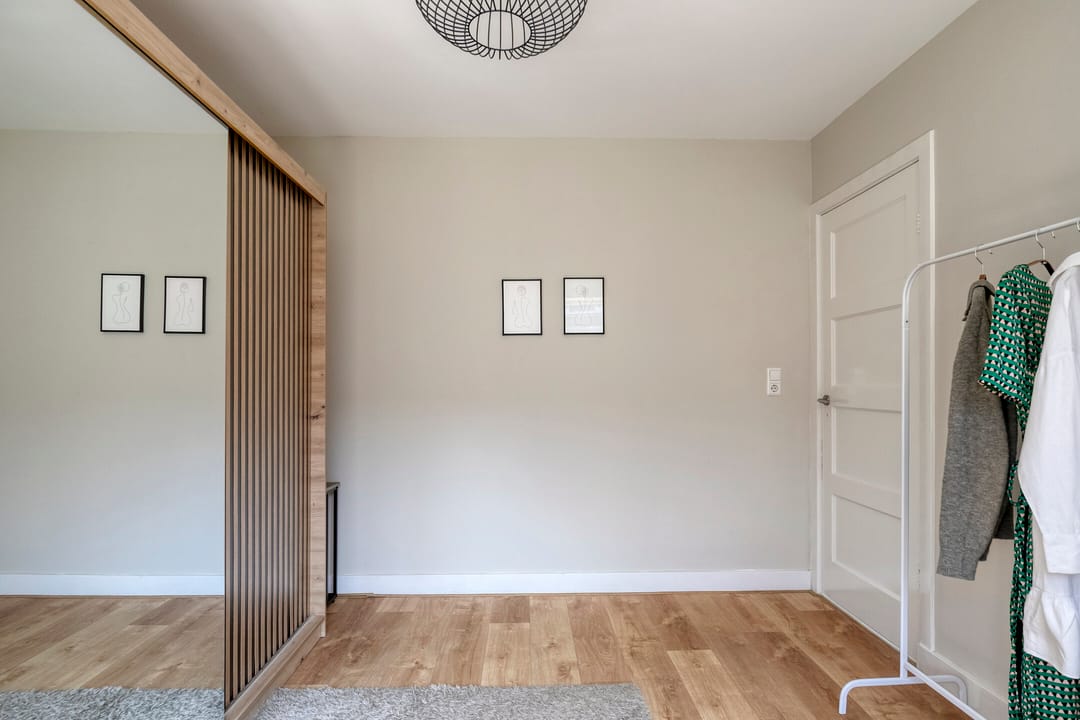 Charming 1930s Terraced House with Four Bedrooms in Utrecht — 26