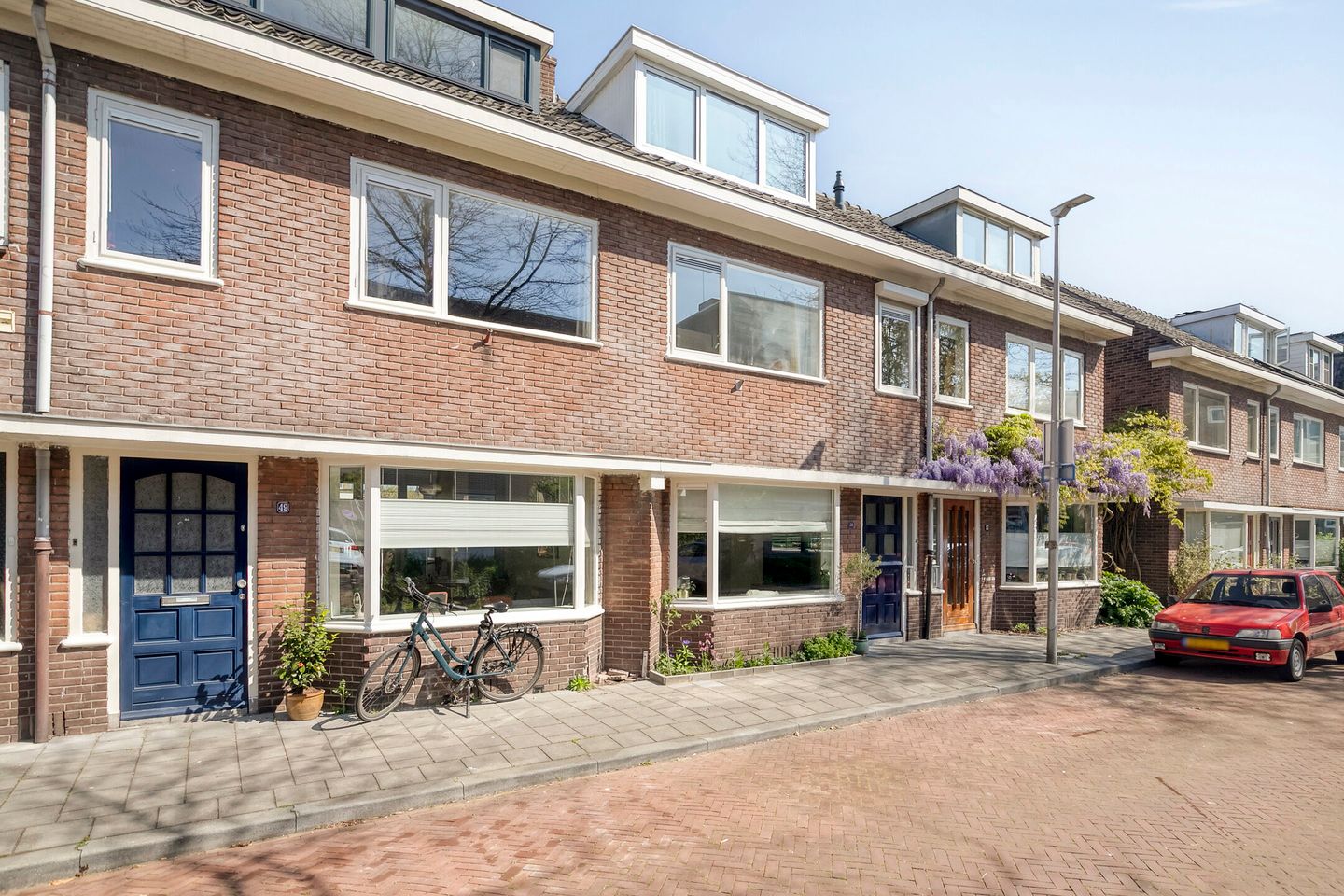 Charming 1930s Terraced House with Four Bedrooms in Utrecht — 35