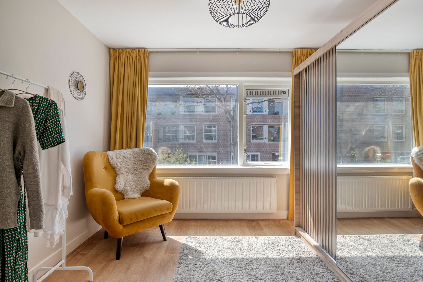 Charming 1930s Terraced House with Four Bedrooms in Utrecht — 25