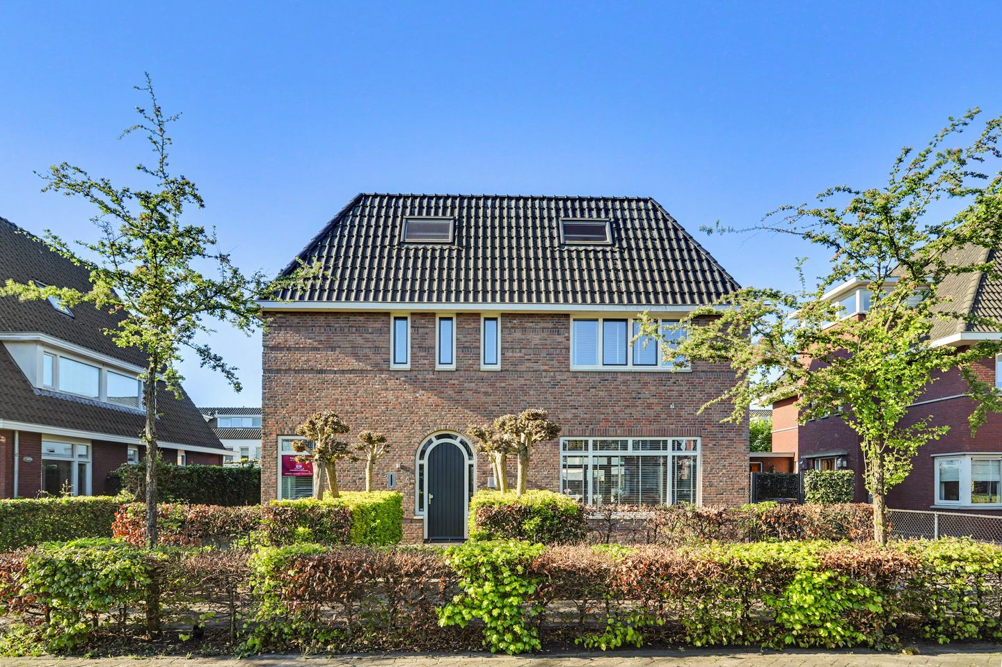 Foto 1 van Velpstraat 14