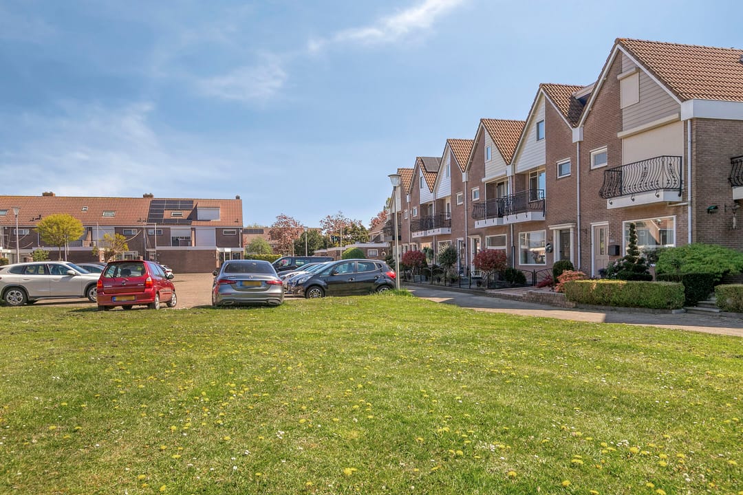 Photo 37 of Helena Smitsstraat 8