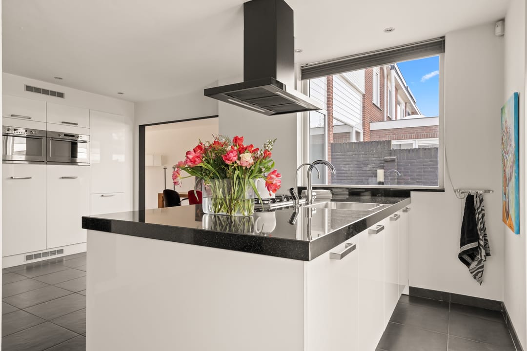 Photo 16 of Koningin Emmaweg 60