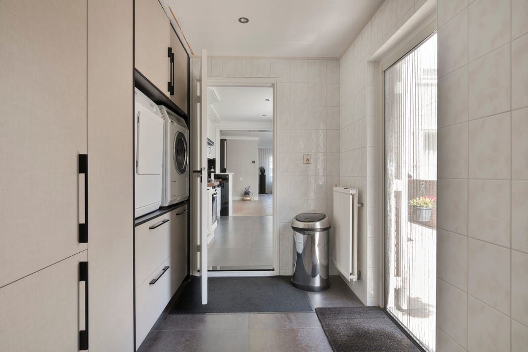 Photo 13 of Helena Smitsstraat 8