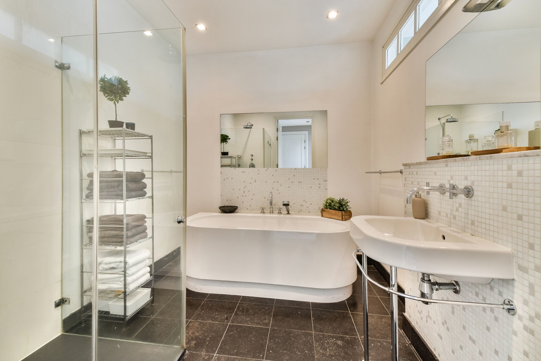 Photo 15 of Maassluissedijk 88