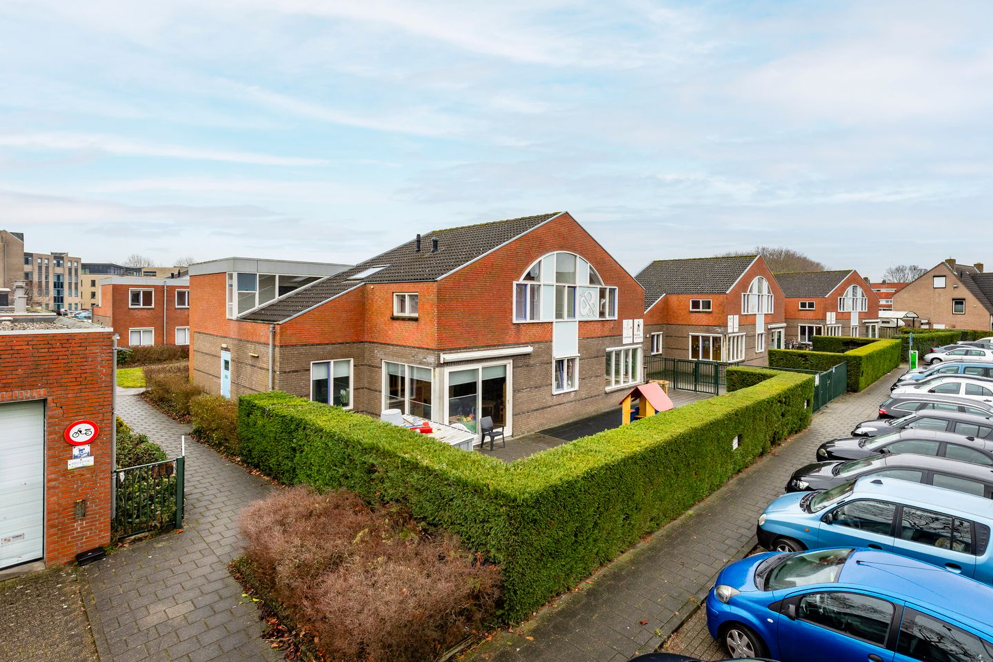 Bekijk foto 3 van van Steenbergenlaan 30