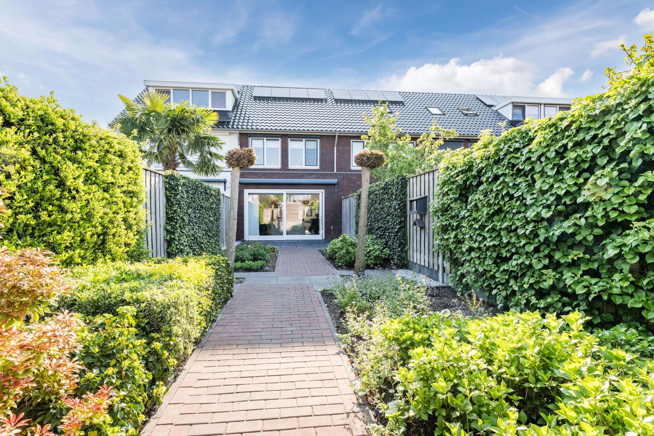 Energy-efficient terraced home with deep sunny garden in Oosterhout — 33