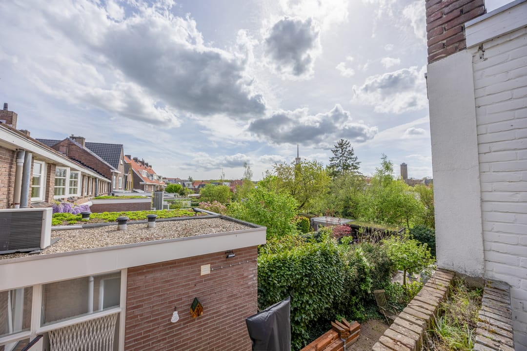 Photo 11 of Paulus Potterstraat 10