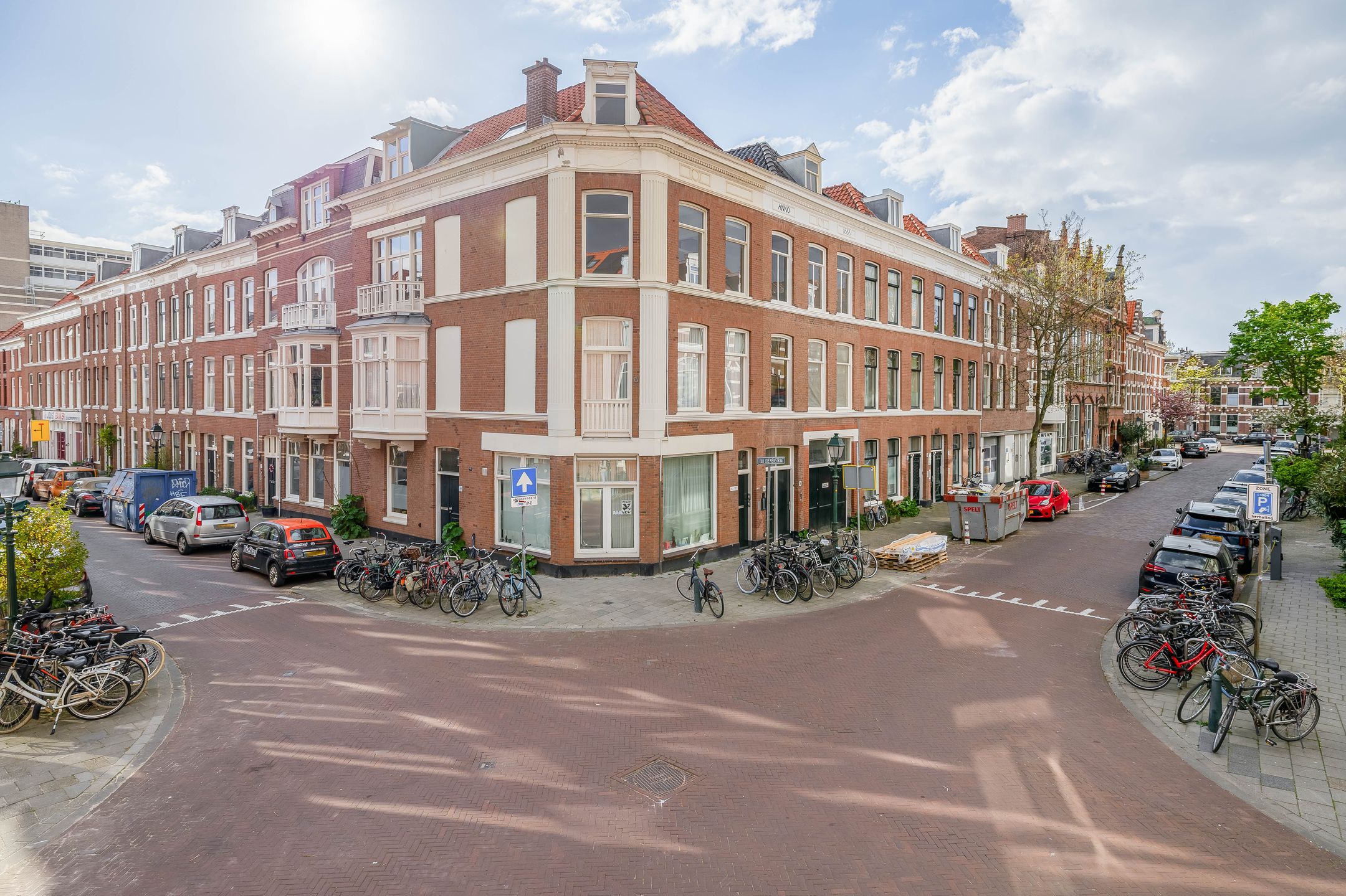 Charming 2-Room Apartment in Sought-After Zeeheldenkwartier — 27