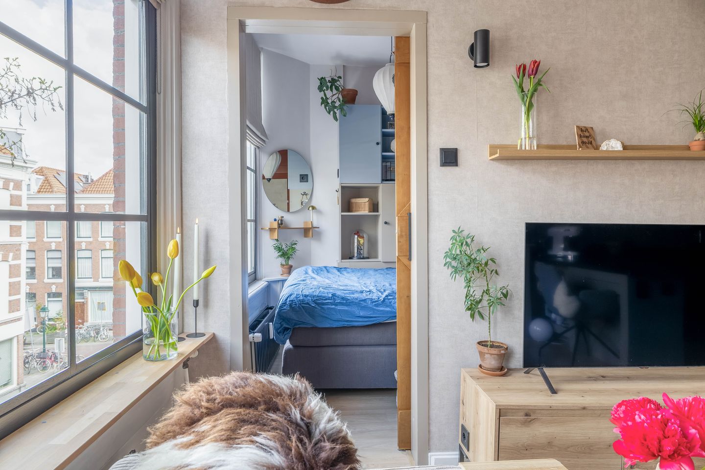 Charming 2-Room Apartment in Sought-After Zeeheldenkwartier — 19