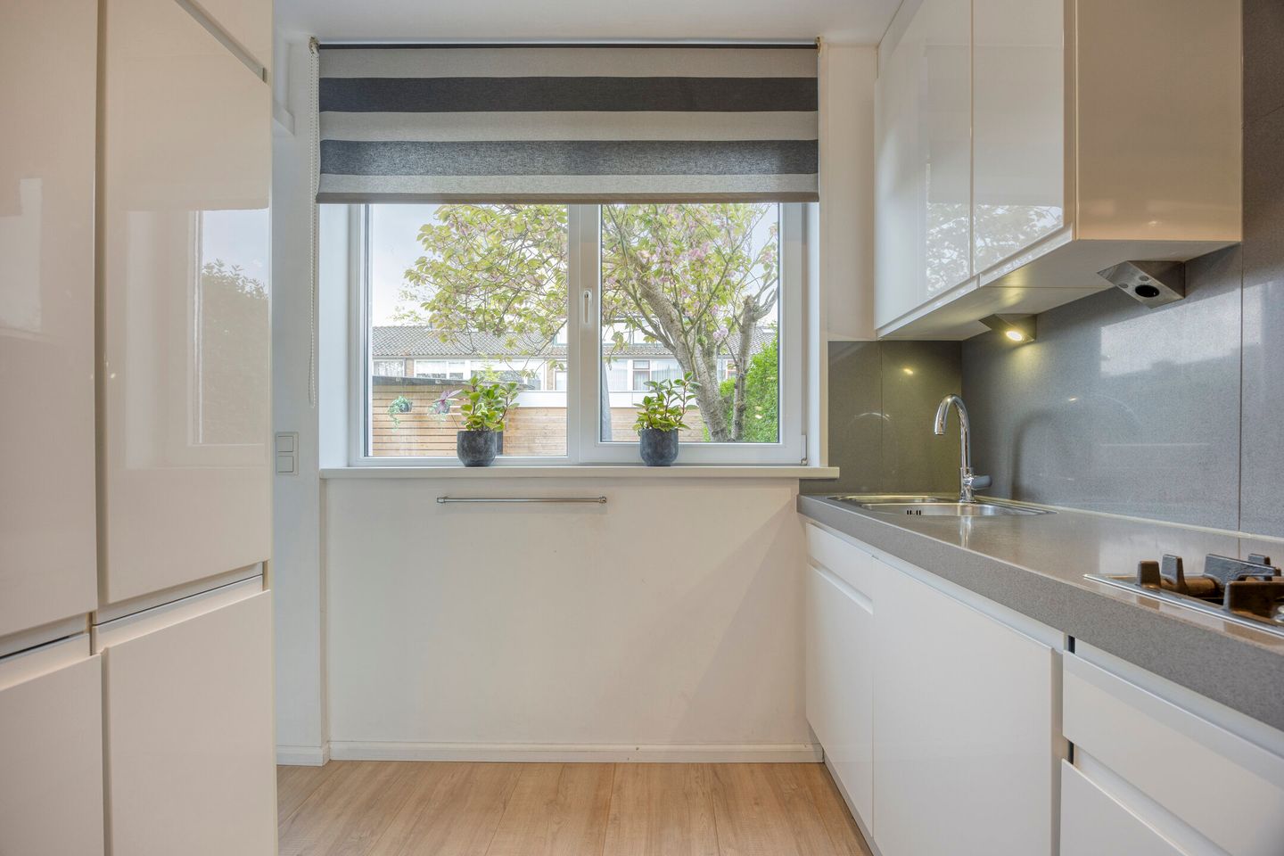 Photo 10 of Jan Luykenstraat 8