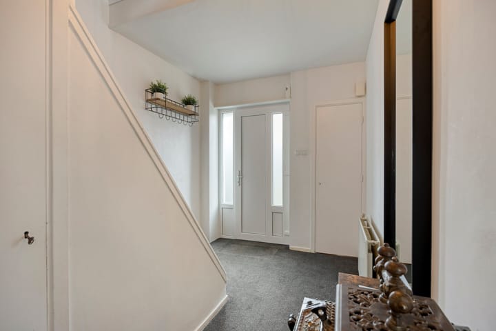 Photo 2 of Jan Luykenstraat 8