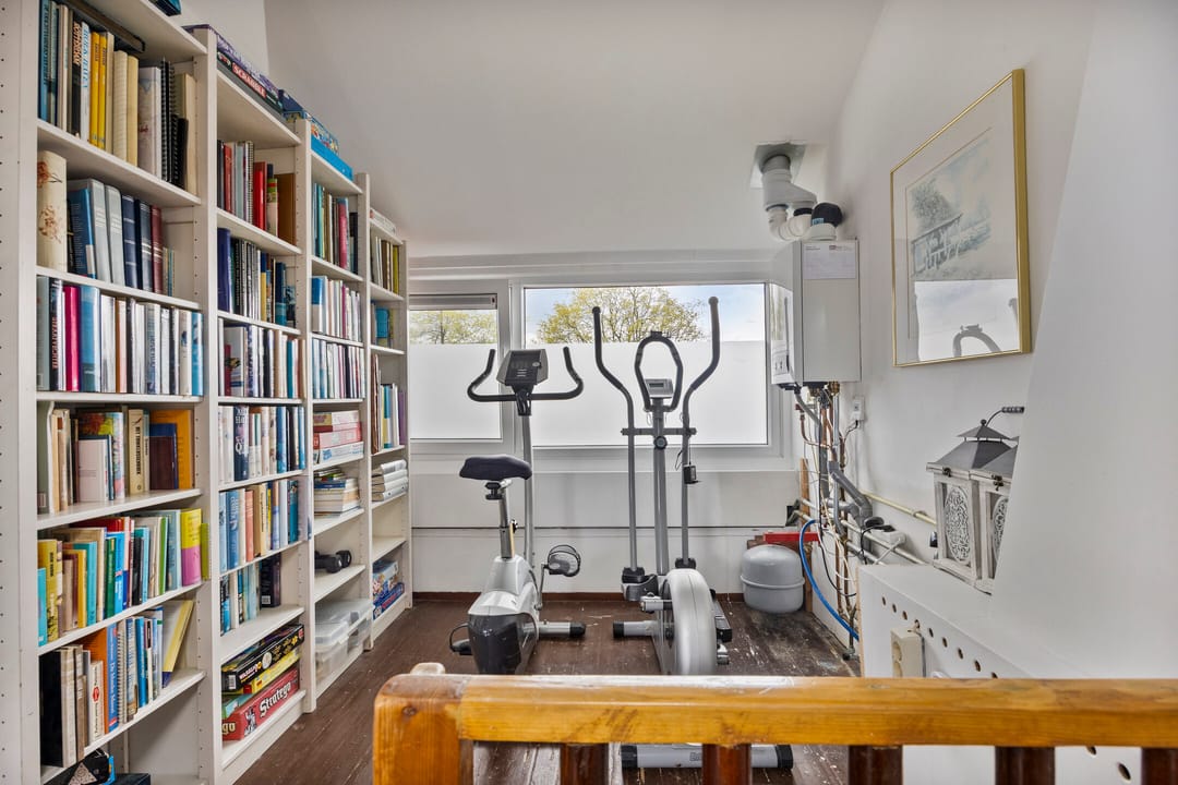 Photo 22 of Jan Luykenstraat 8