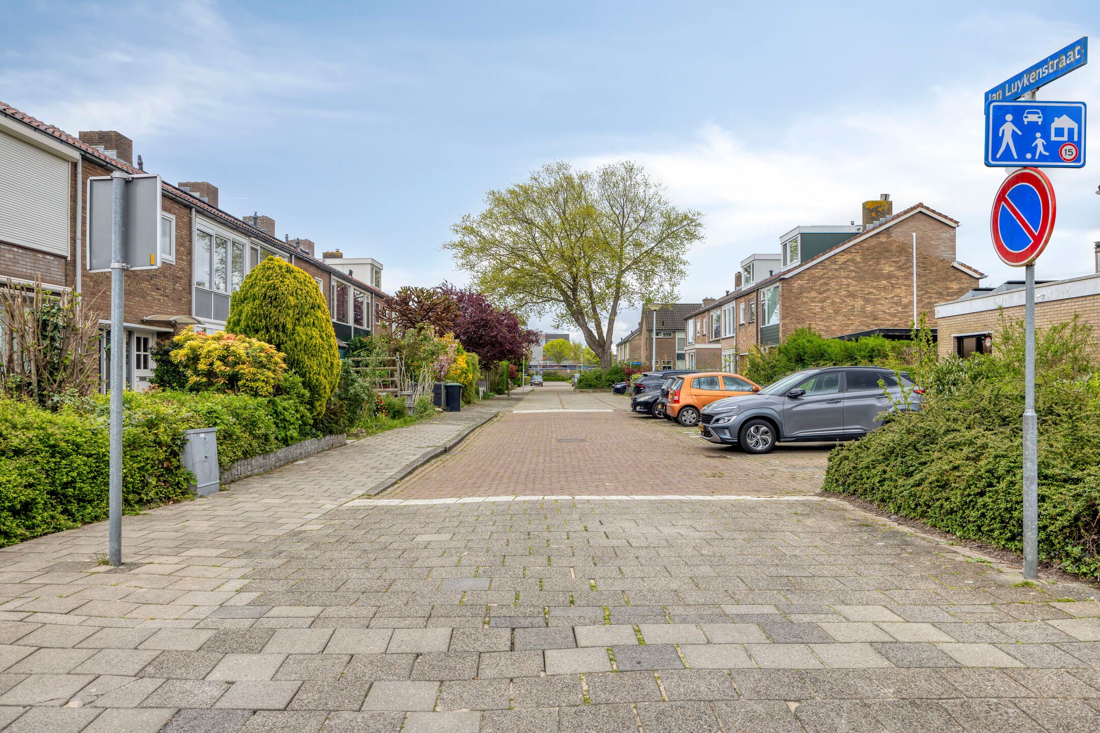 Photo 36 of Jan Luykenstraat 8