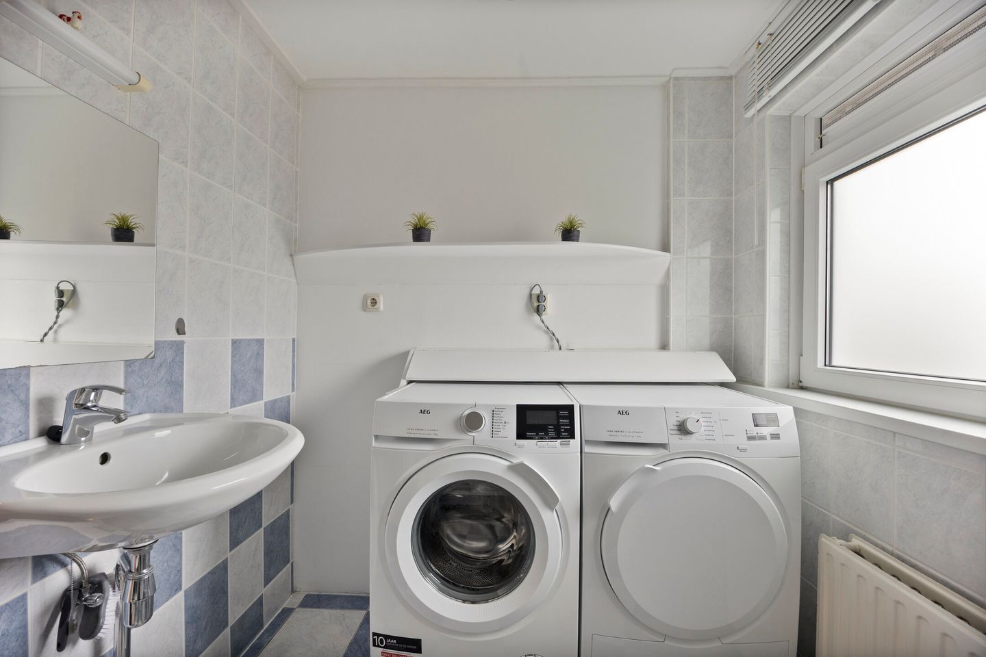 Photo 20 of Jan Luykenstraat 8