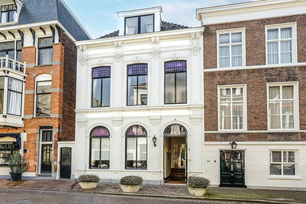 Nieuwe Schoolstraat, Den Haag 1