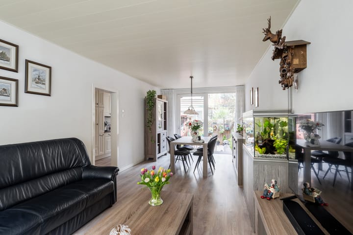 Foto 2 van J A Alberdingk Thijmstraat 42