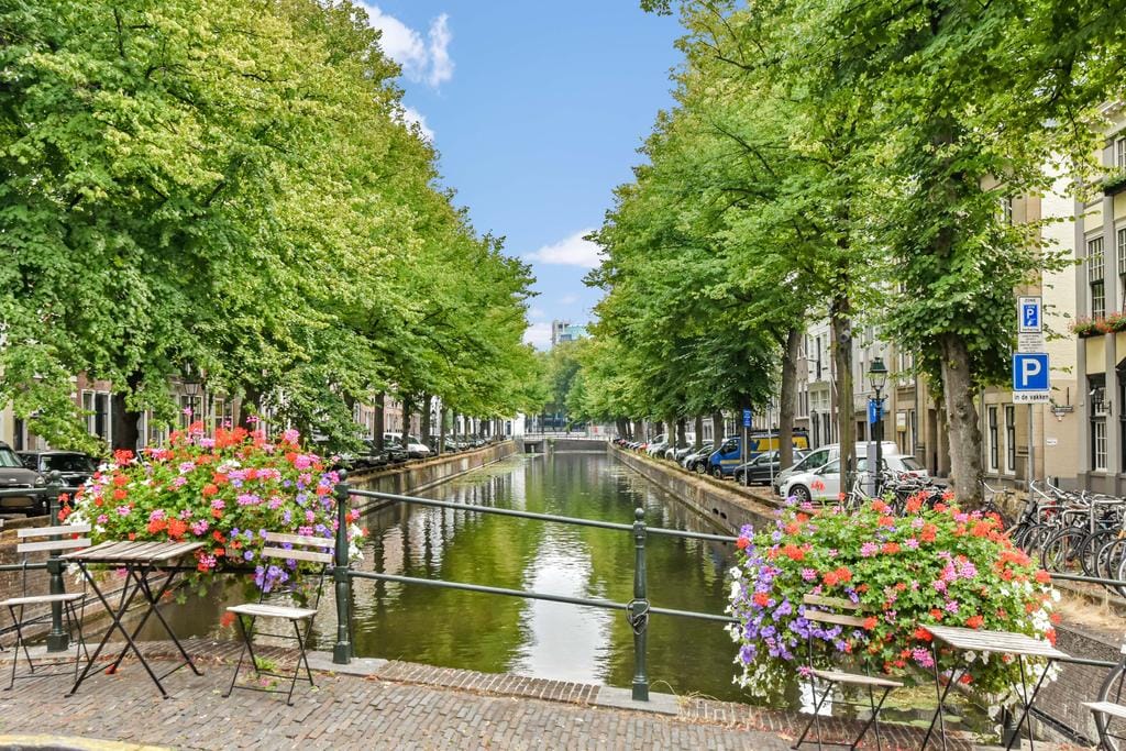 Iconic 1869 Monument City Villa in The Hague Voorhout — 71