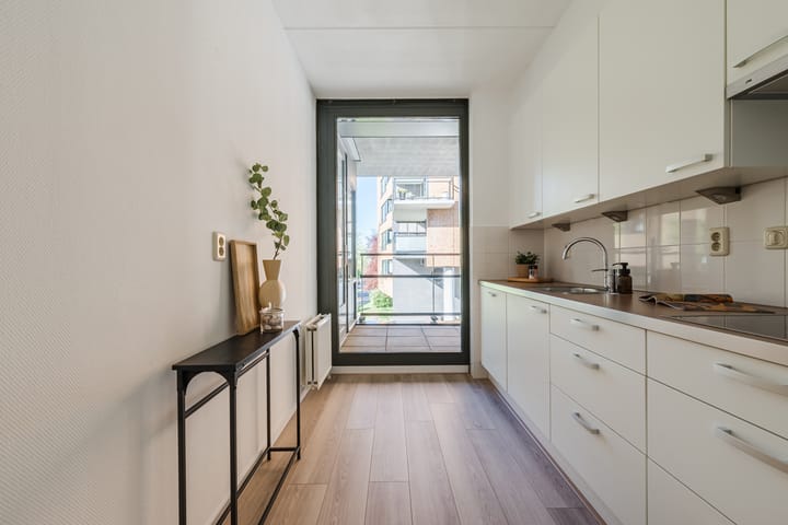 Appartement te koop: Mercuriuspad 12, Heerlen