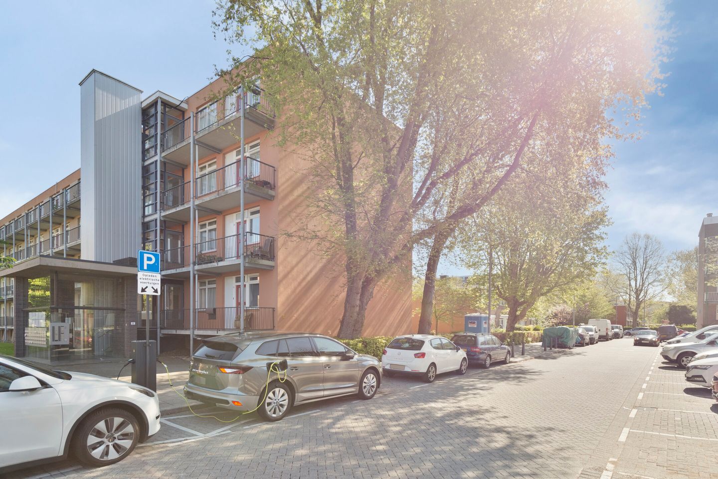 Photo 19 of Kemperweg 128