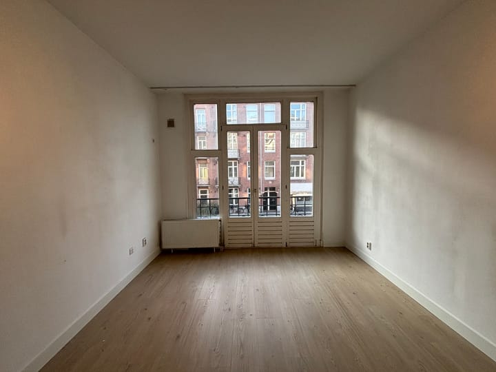 Photo 5 of Witte de Withstraat 182-2