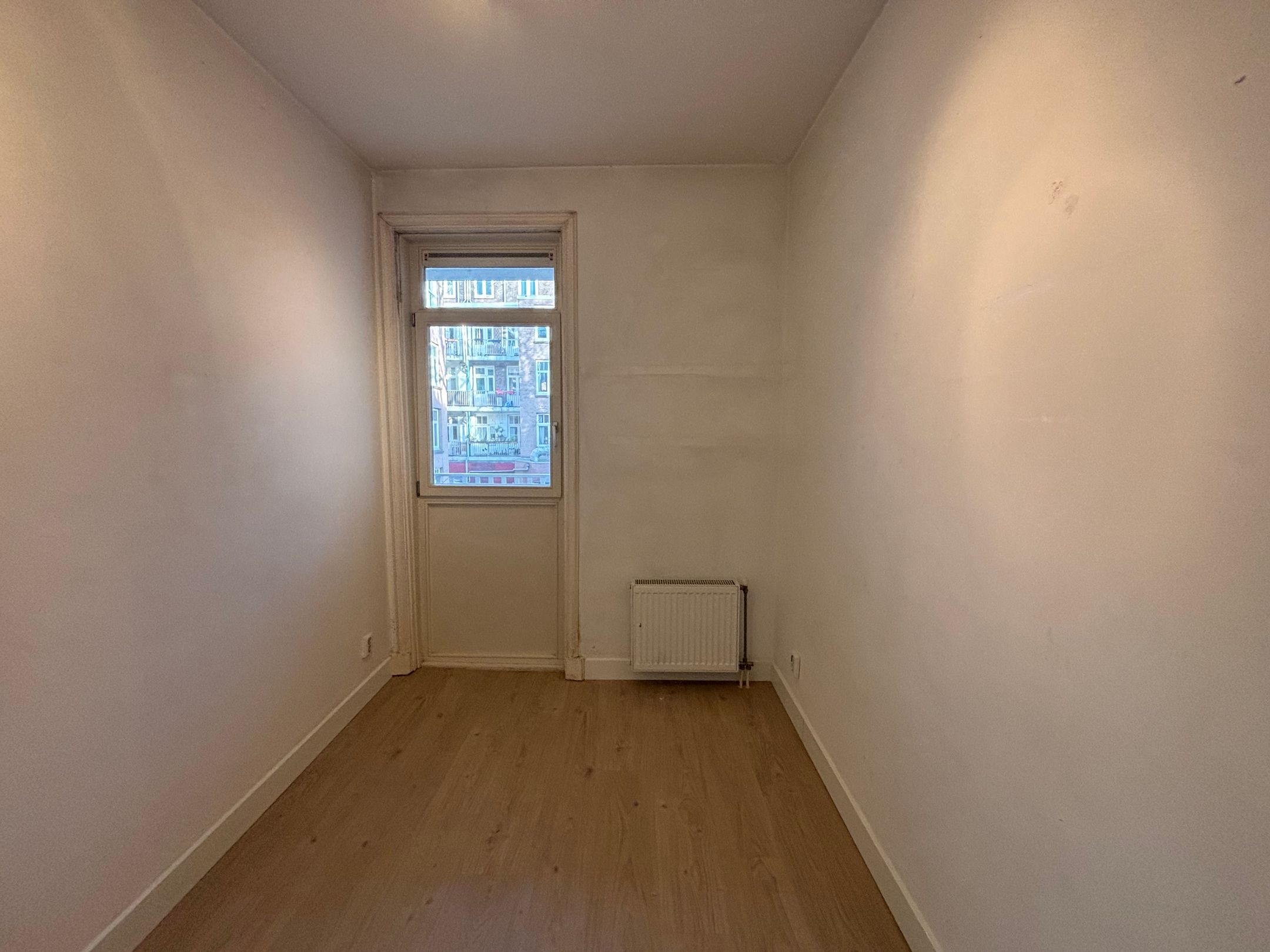 Photo 12 of Witte de Withstraat 182-2