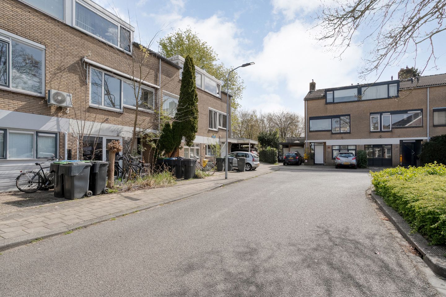 Bekijk foto 3 van Emdenmeen 30