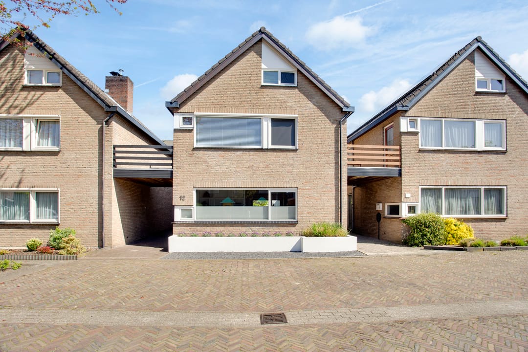 Photo 7 of J.W. Racerstraat 12