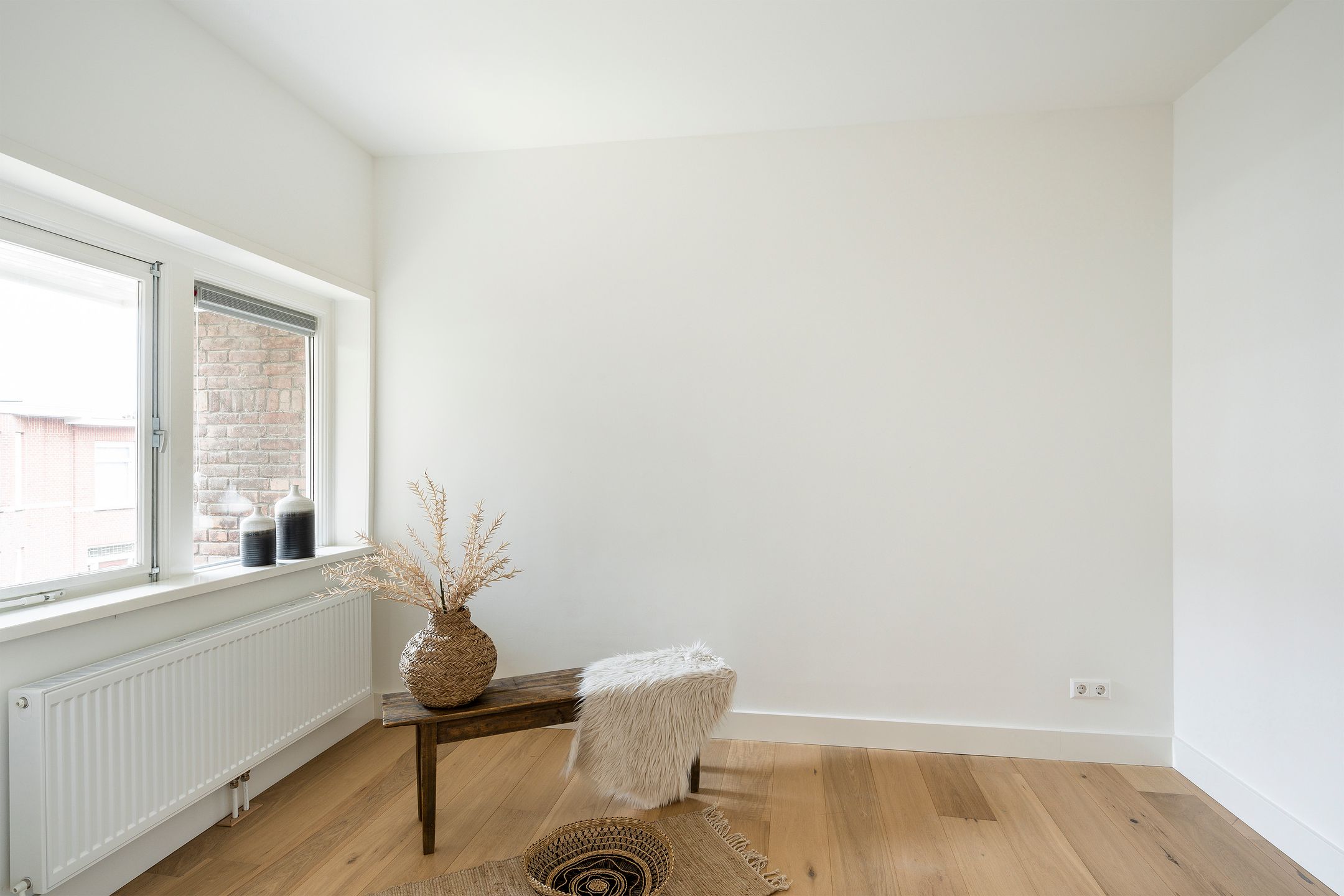 Renovated Semi-Detached Townhouse with 5 Bedrooms and Sunny Garden in Statenkwartier — 33