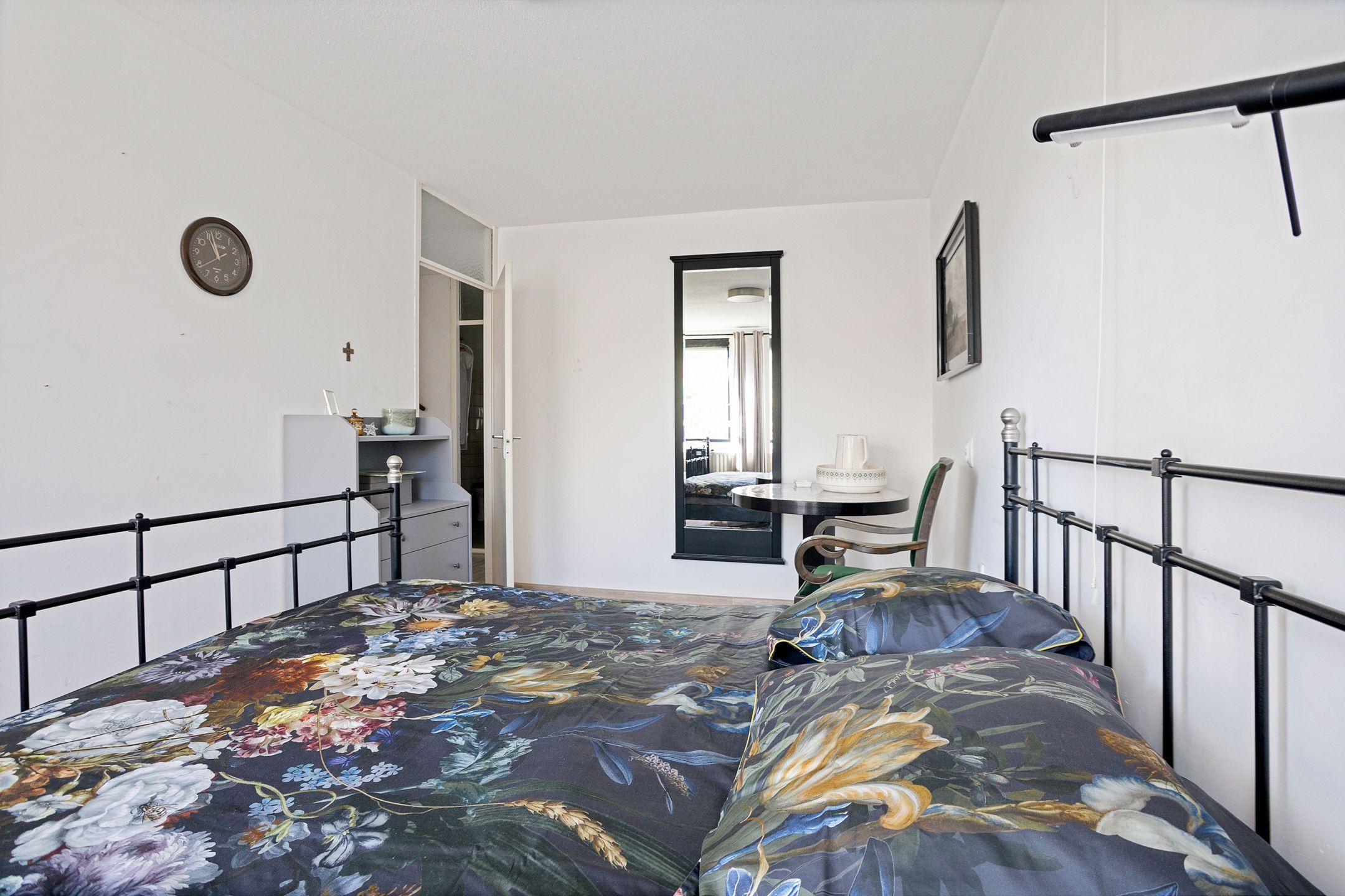 Spacious Terraced Home with Potential in Popular Kersenboogerd — 18