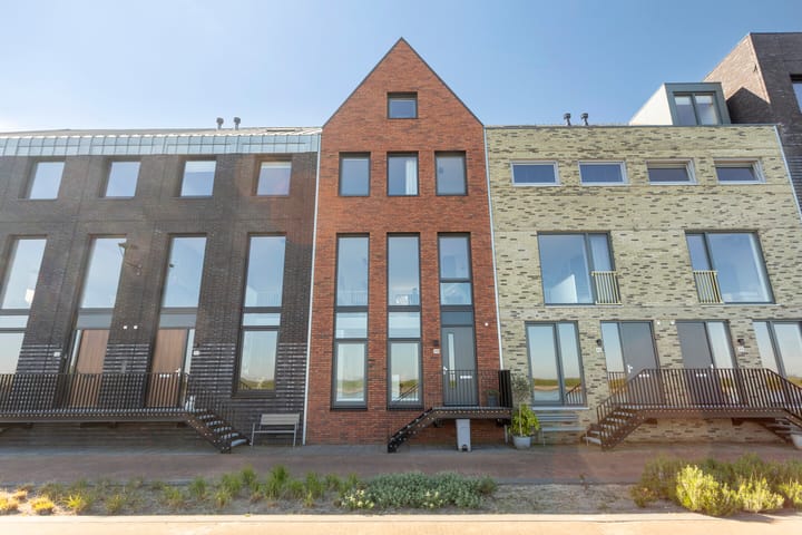 Photo 2 of Spuifront 48