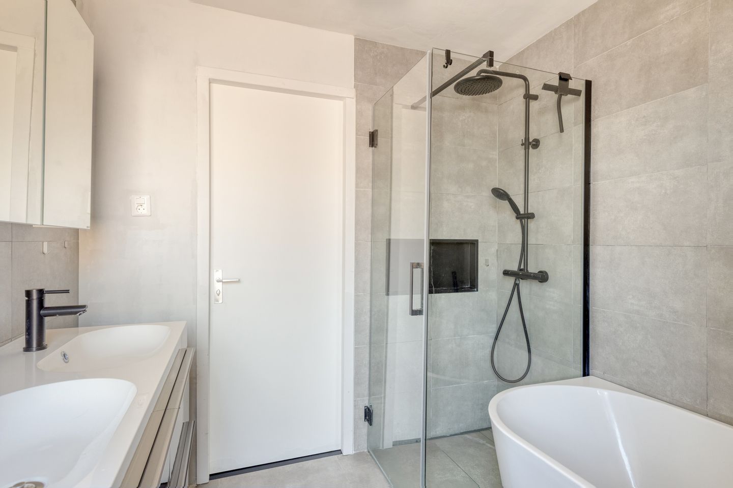 Foto 20 van Minister van Houtenstraat 4