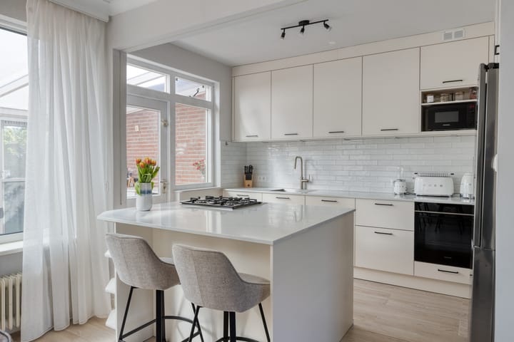 Foto 3 van Minister van Houtenstraat 4