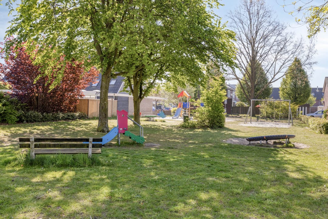 Foto 37 van Minister van Houtenstraat 4