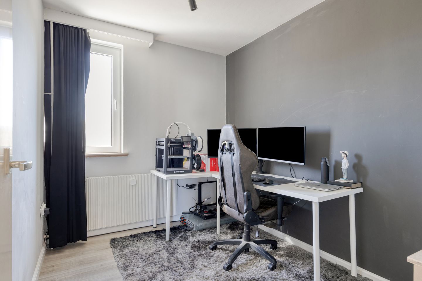 Foto 25 van Minister van Houtenstraat 4