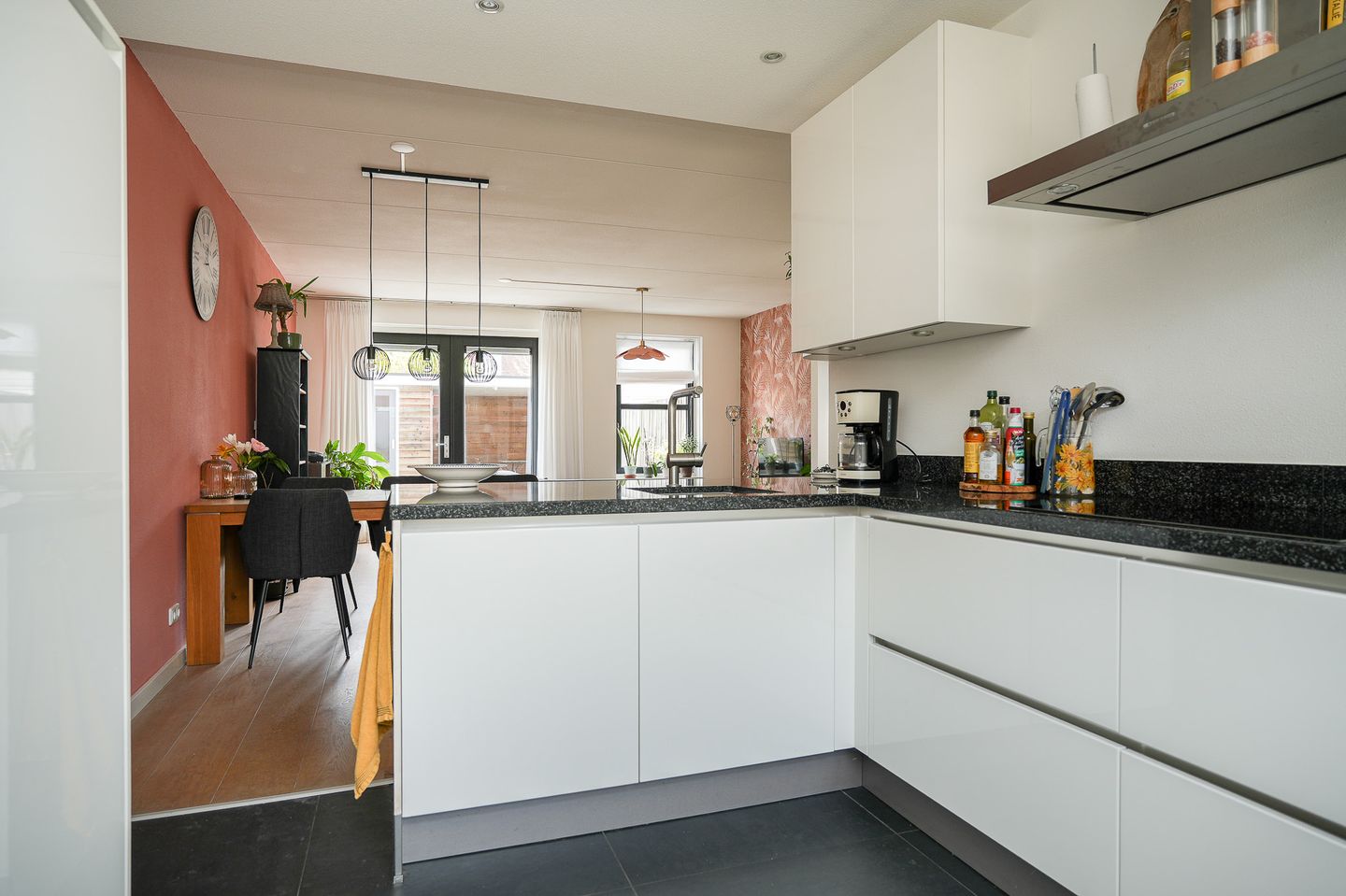 Foto 4 van Pinksterbloemstraat 21