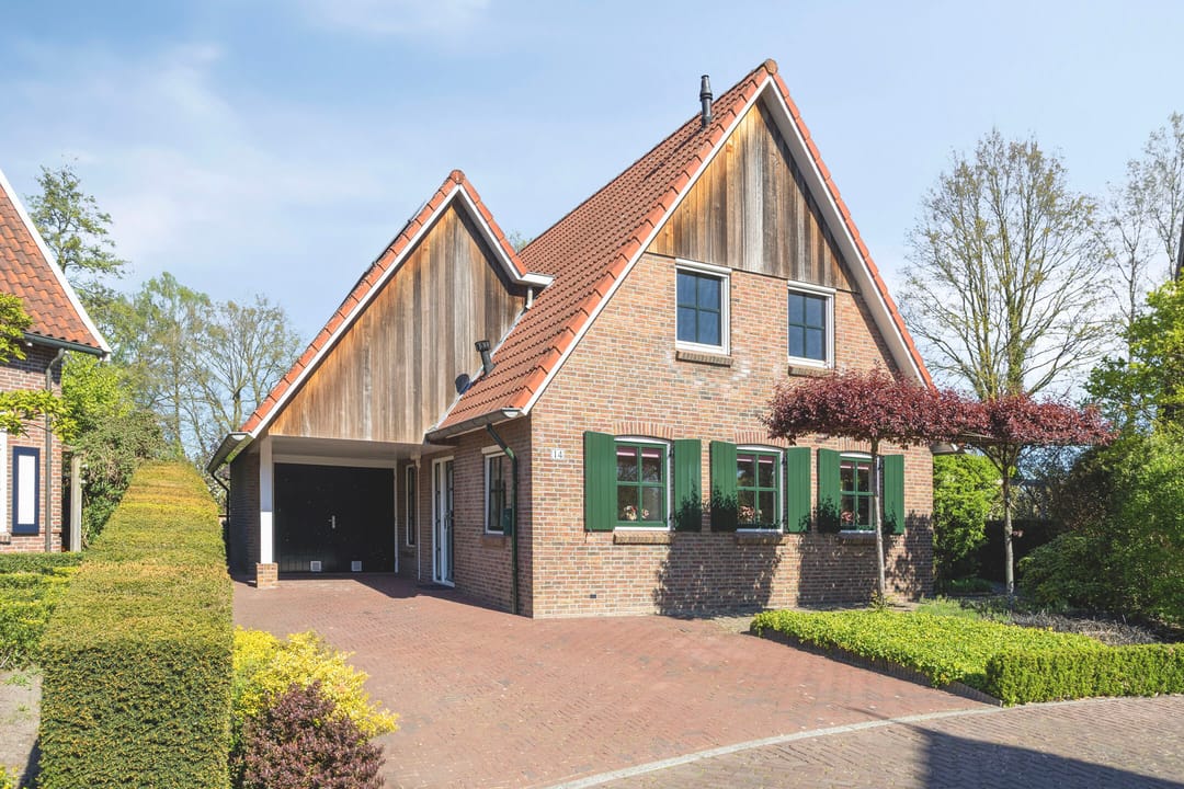 Foto 1 van Vespuccistraat 14