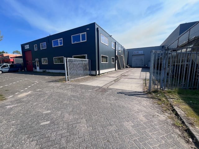 Bekijk foto 1 van Dukdalfweg 18