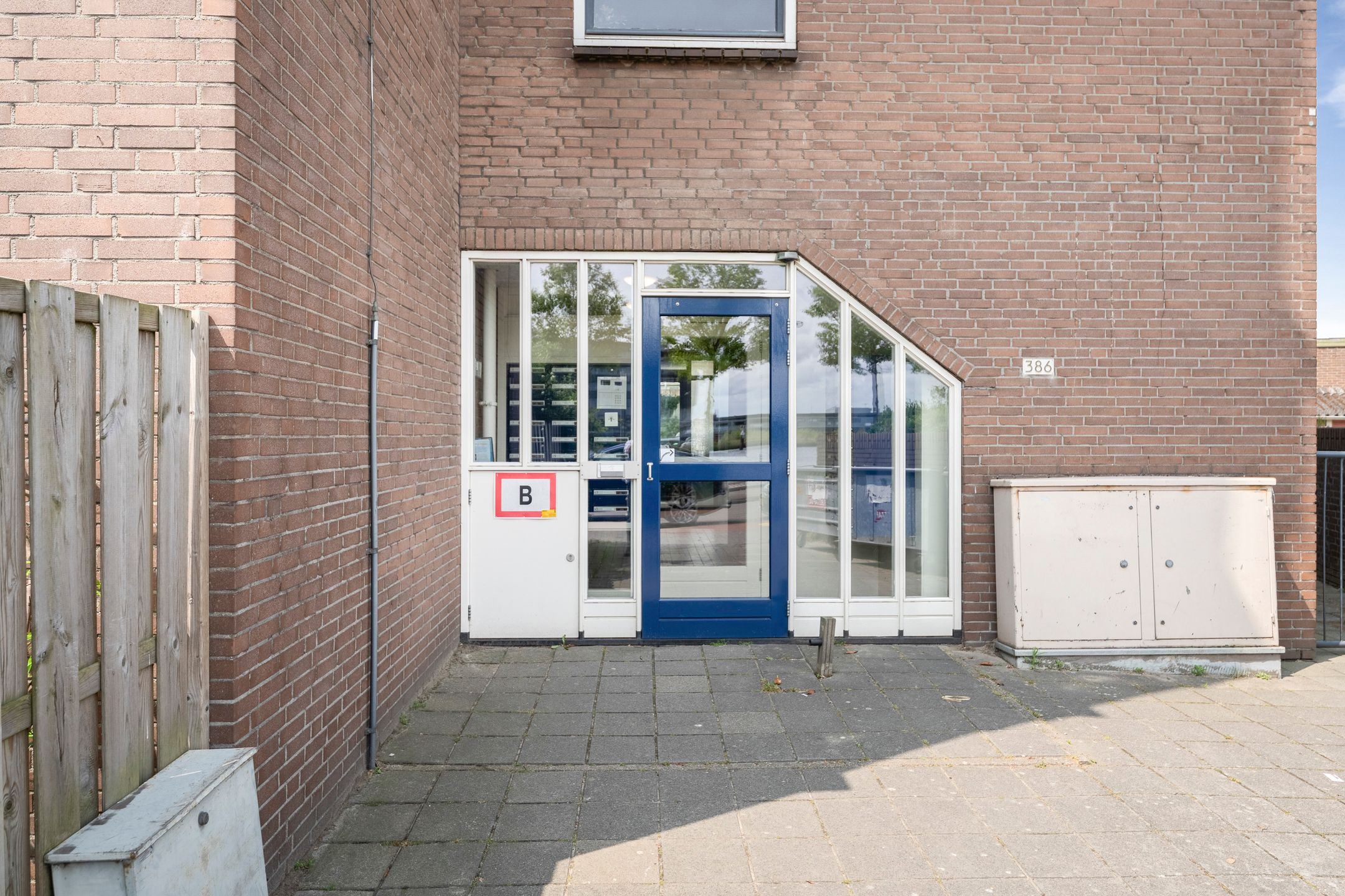 Apartment with Unobstructed Water Views Over the Spaarne — 21