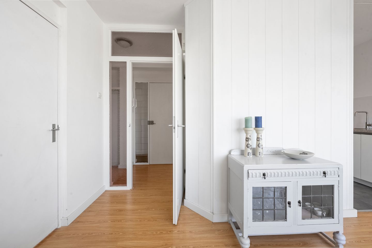 Apartment with Unobstructed Water Views Over the Spaarne — 19