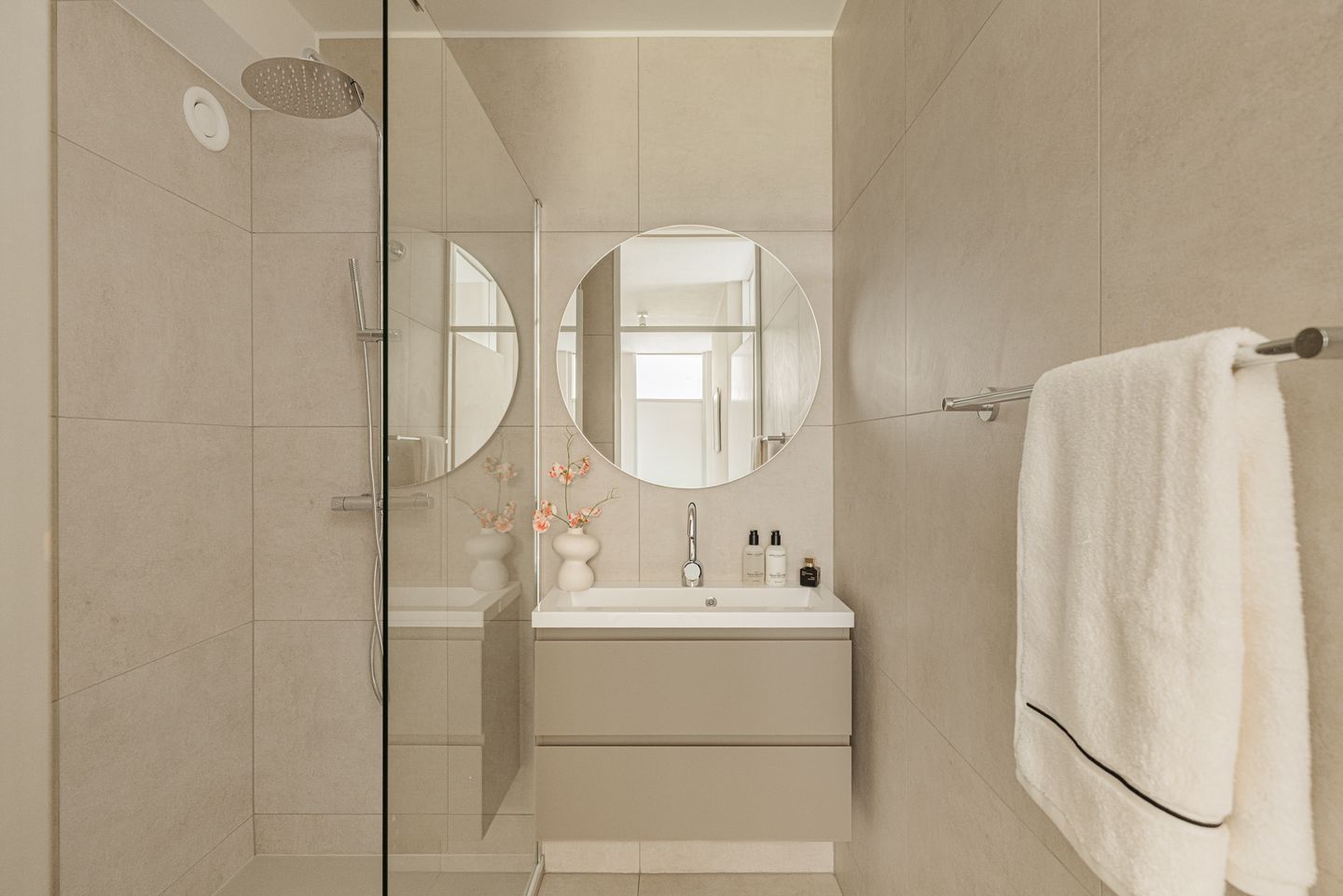 Photo 20 of Zilverschoon 41