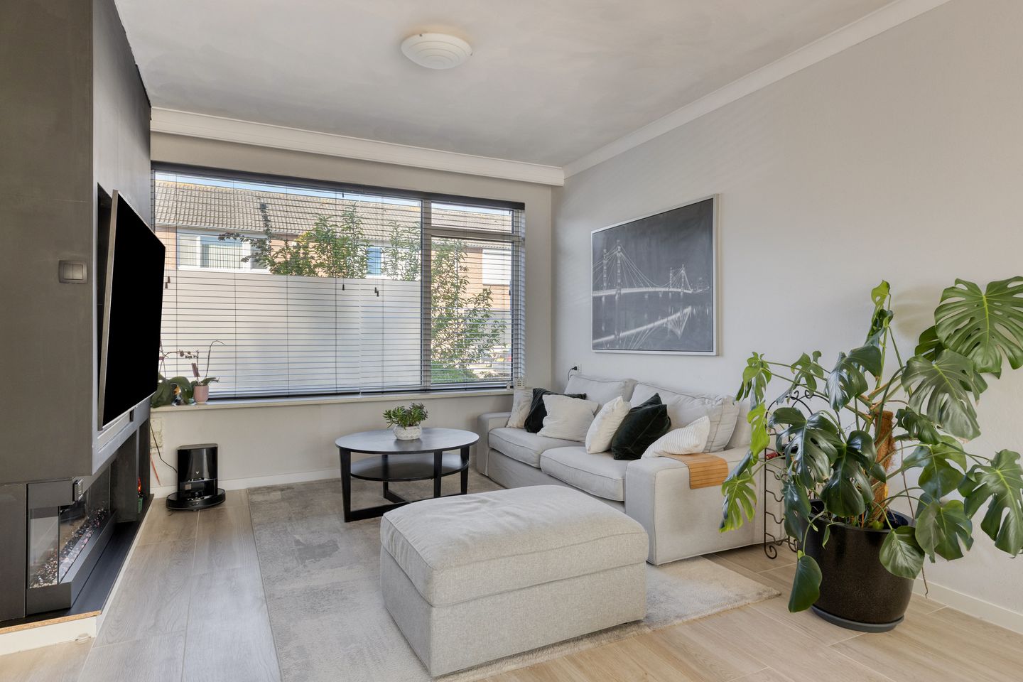 Foto 5 van Minister van Houtenstraat 4