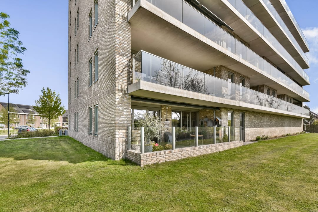 Foto 1 van Esther Vergeerstraat 77