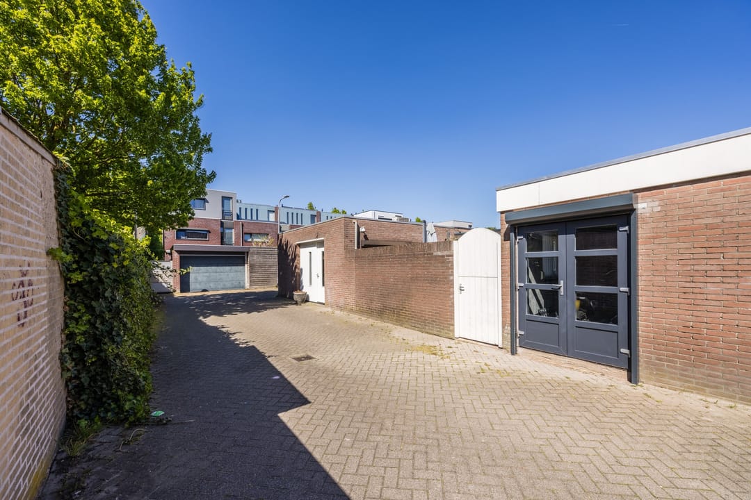 Photo 31 of Groenstraat 111